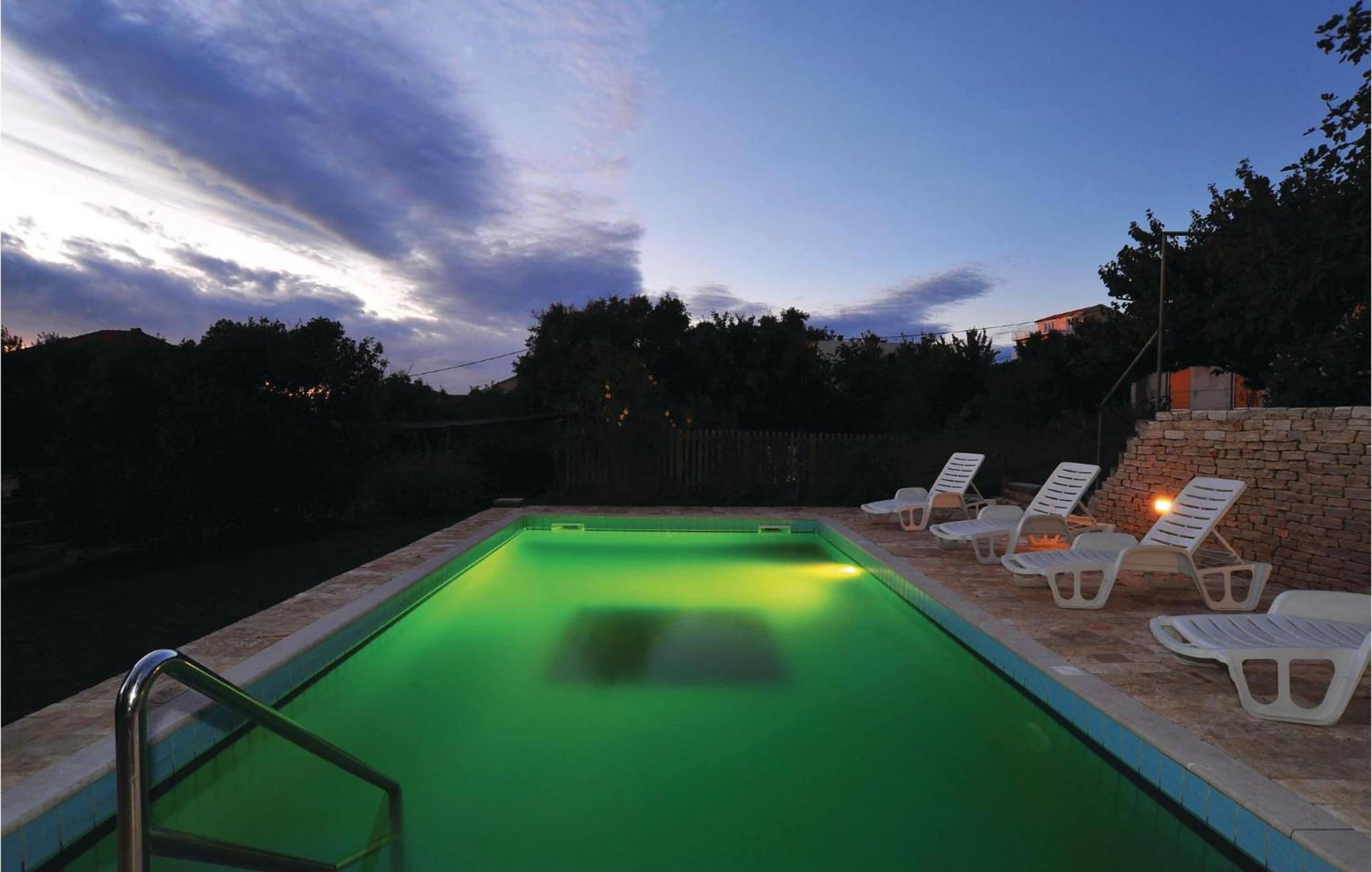 8 Bedroom Gorgeous Home In Kožino エクステリア 写真