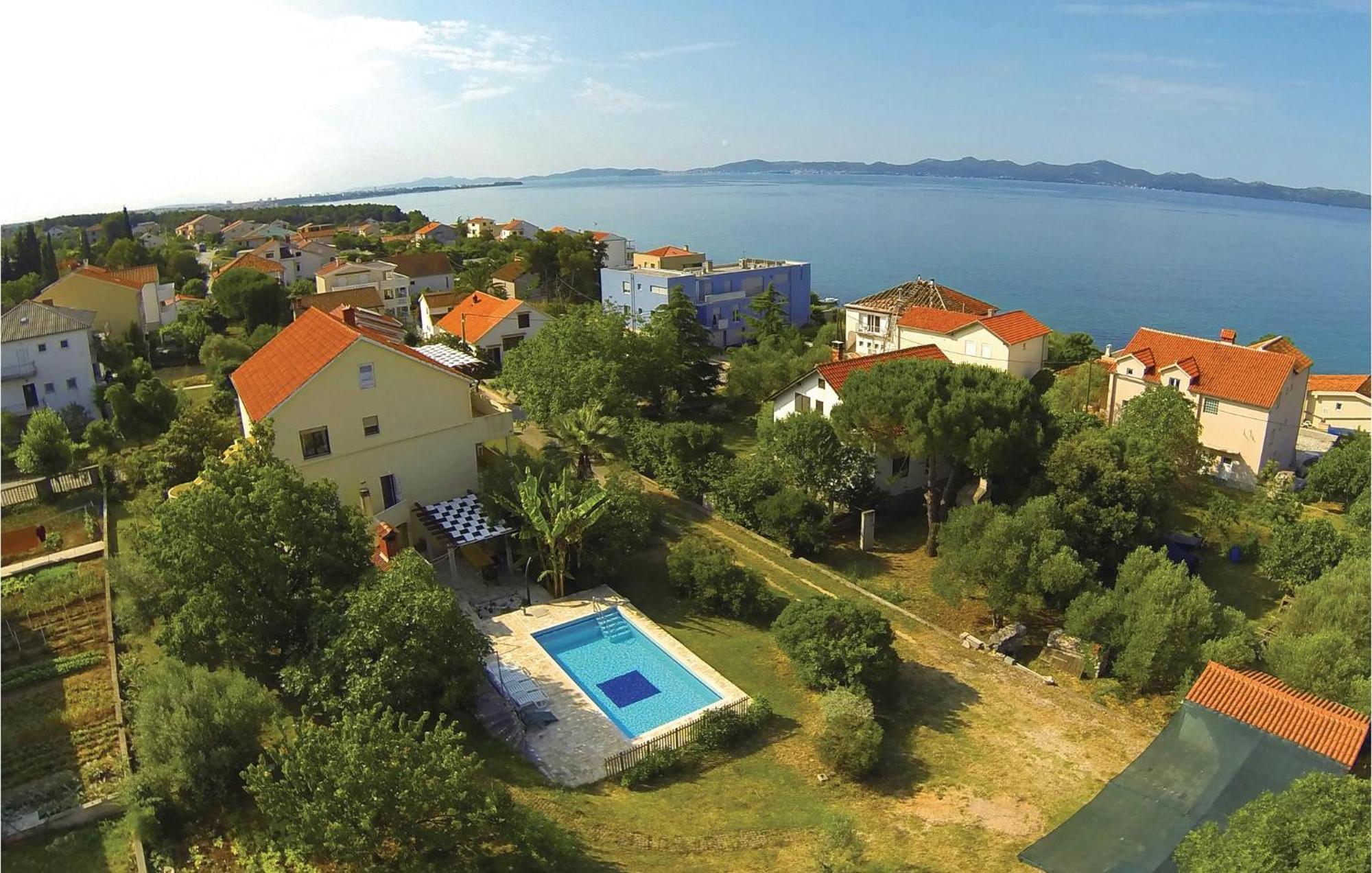 8 Bedroom Gorgeous Home In Kožino エクステリア 写真