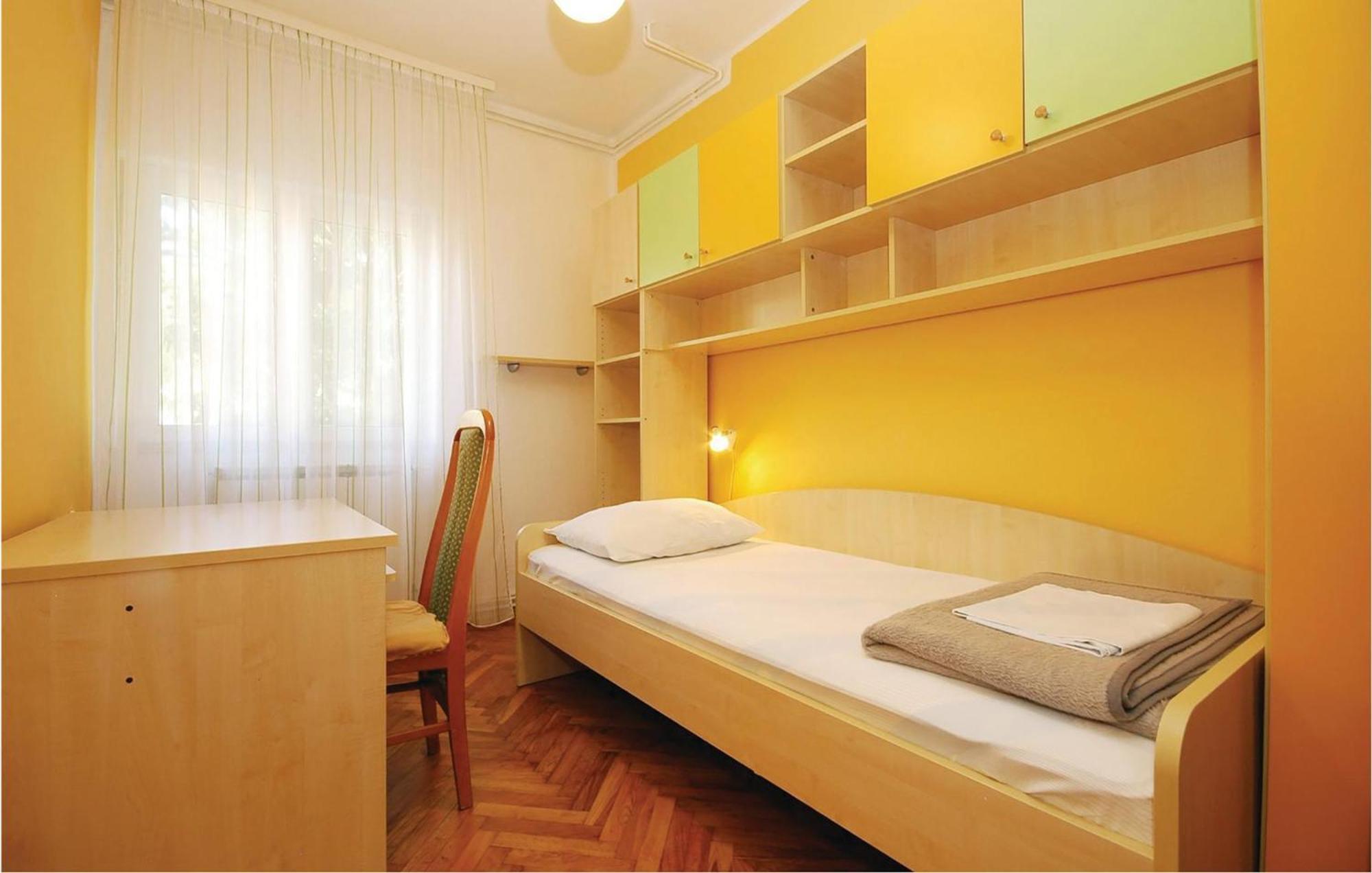 8 Bedroom Gorgeous Home In Kožino エクステリア 写真